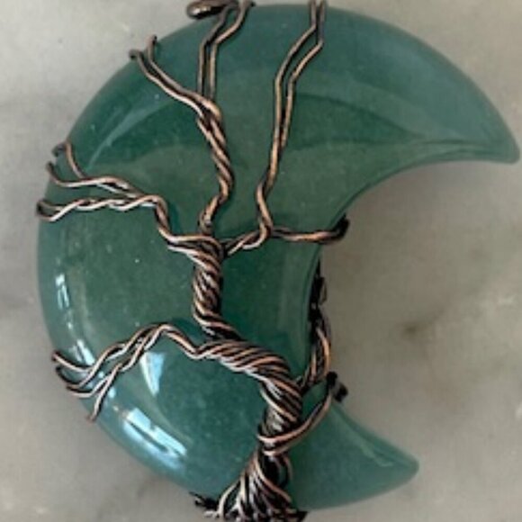 Tree of Life Moon Pendant Copper Wire Wrapped Green - Picture 4 of 12